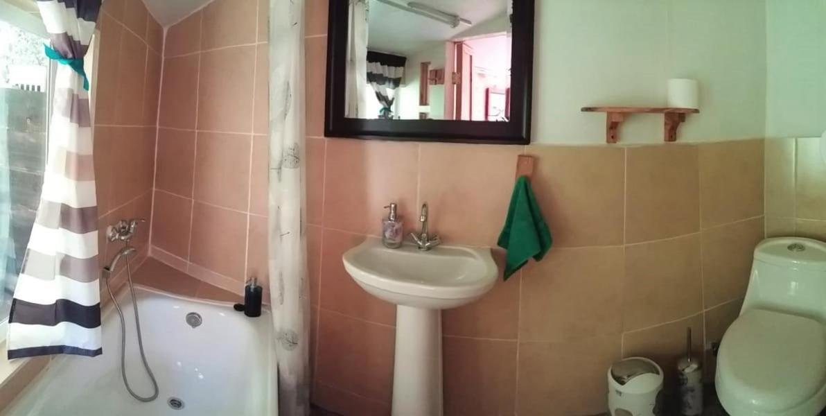 La Frontera Bed & Breakfast, Valle Cochamo